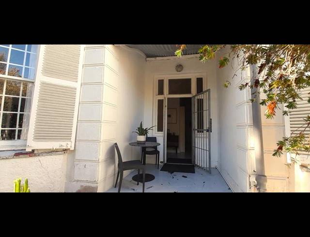 5 BEDROOM PROPERTY TO RENT IN KENILWORTH